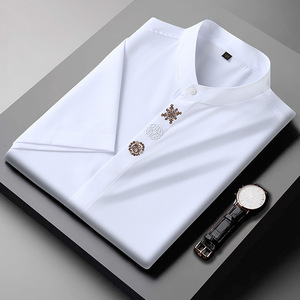 <span class=keywords><strong>Camisa</strong></span> bordada de manga corta de gran tamaño 2023, <span class=keywords><strong>camisa</strong></span> de manga corta holgada informal en blanco y negro para <span class=keywords><strong>hombre</strong></span> - Product Image 6