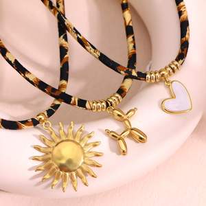 复古豹纹不锈钢防水18k镀金贝壳向日葵吊坠魅力项链女性时尚项链饰品 - Product Image 1