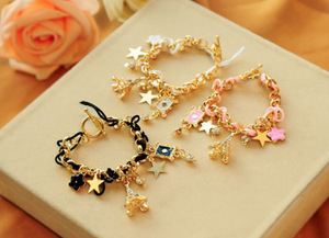 Phong Cách Mới Sao Trang Sức Giá Thấp Ưa Thích Poker Quyến Rũ Hợp Kim Vòng Đeo Tay <span class=keywords><strong>Bangles</strong></span> Cho Phụ Nữ Hàn Quốc Quà Tặng Giáng Sinh - Product Image 4