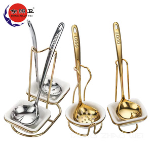 Ensemble de cuillères dorées avec support, cuillère à soupe et louche pour fondue chinoise, et passoire - Product Image 2