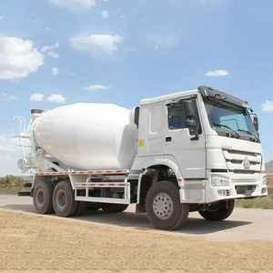 Camion à béton Sinotruck Howo 6x4 8m3 avec tambour - Product Image 1