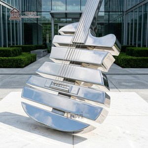 Escultura de Guitarra de Acero Inoxidable Pulido Espejo de Arte Moderno para Decoración de Jardín Exterior - Product Image 3