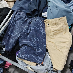 Vêtements <span class=keywords><strong>d</strong></span>'<span class=keywords><strong>occasion</strong></span> en gros, lots mixtes pour hommes : shorts de plage, maillots de bain <span class=keywords><strong>d</strong></span>'été, caleçons de bain, shorts de <span class=keywords><strong>surf</strong></span> - Product Image 2