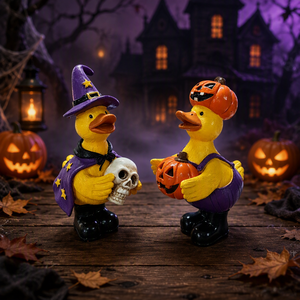 Set Decorativo di Anatre per Halloween in Resina con Cappello a Zucca e Costume da Strega per Decorazioni Interne - Product Image 1