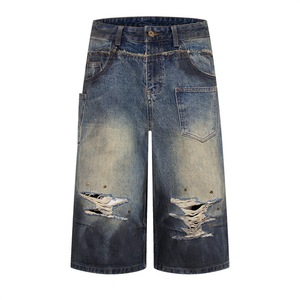 Shorts en jean épais pour <span class=keywords><strong>homme</strong></span> avec déchirures irrégulières, bords bruts, design œil de chat et patchs délavés à la pierre - Product Image 2