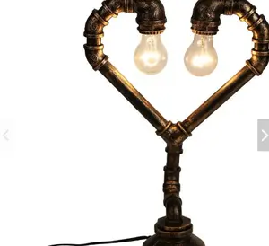 Industrial Style Steam Punk Lampe gi Temperguss Rohr befestigung Herz Schreibtisch Rohr Roboter Tisch lampe Leuchten in Bar verwendet