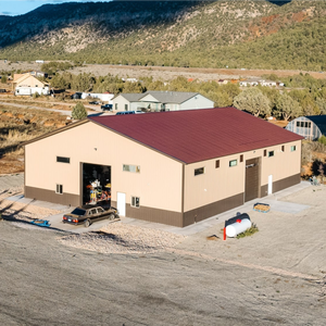 โครงสร้างเหล็ก อาคารโครงเหล็กสีแดง อาคารโครงสร้างโลหะ โรงงานสำเร็จรูปเหล็ก แผ่นเหล็ก R ชุดอุปกรณ์ก่อสร้างโดยผู้รับเหมา - Product Image 4