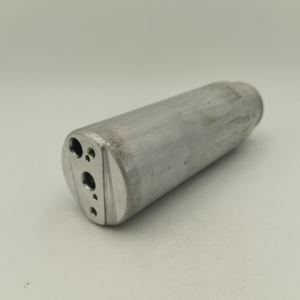 Receptor Deshidratador para Sistema de Aire Acondicionado Automotriz ZW CD-3004 24V, Certificado TS16949, 60*225mm, Compatible con Lexus, Suzuki, Mitsubishi - Product Image 2