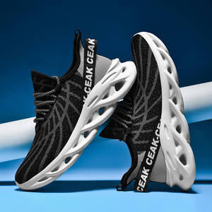 Chaussures de sport décontractées pour hommes, légères, respirantes, en mesh, à lacets souples, nouvelle semelle EVA, style printemps-été, design course à pied - Product Image 4