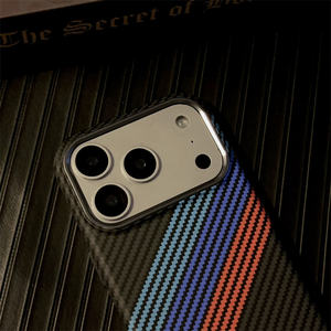 Coques de téléphone magnétiques texturées en fibre de carbone de luxe pour <span class=keywords><strong>iPhone</strong></span> 17 <span class=keywords><strong>Pro</strong></span> <span class=keywords><strong>Max</strong></span> 17 Air 16 15 14 <span class=keywords><strong>13</strong></span> 12 – <span class=keywords><strong>Coque</strong></span> arrière rigide fine en PC antichoc - Product Image 3