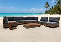 Ensemble de canapés combinés en teck pour l'extérieur avec table basse et coussins gris imperméables