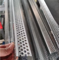 Profilé d'angle métallique galvanisé pour plafond suspendu en PVC et plâtre, pour ossature légère en acier