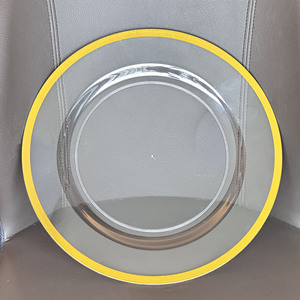 Wholesale Luxury Style Round Plastic Charger <b>Plate</b> 33cm Durable Table Decoration for Weddings Events Hotels - Product Image 5