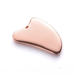 Herramienta de Masaje Gua Sha de Acero Inoxidable, Color Oro Rosa, de Lujo, para Rostro, Cuello y Cuerpo - Product Image 4