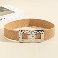 Vente en gros de ceintures lumineuses symétriques Lightcor avec boucle pour femmes ceinture tissée en paille ceinture large élastique en raphia pour femmes