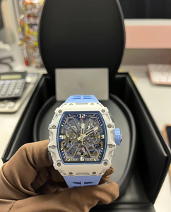 High-quality luxury designer fully automatic mechanical <b>watch</b> with sapphire crystal <b>case</b> - same design for both men and women - Product Image 1