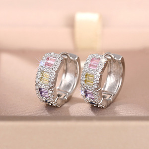 Eleganti Orecchini Rettangolari Colorati per Donne, Chic Ear Cuff Rotondi per Uso Quotidiano - Product Image 5