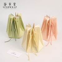 Boîtes à fleurs, bouquet de plantes vertes, sac cadeau rétractable, sac en carton pliable avec doublure en plastique imperméable à l'intérieur, sac fait main