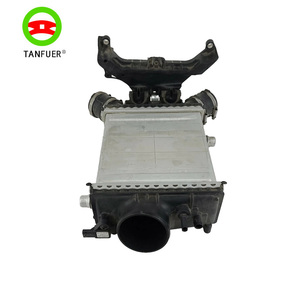 Radiatore in Alluminio 2760900214 A2760900214, Ricambio <span class=keywords><strong>Auto</strong></span> per Sistema di Raffreddamento, Intercooler per <span class=keywords><strong>Mercedes</strong></span> Benz W166 W253 W217 W22 W172 - Product Image 1