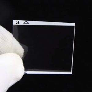 Nhà sản xuất tùy chỉnh BK7 K9 chất lượng cao kính quang học 3 độ vuông nêm hình chữ nhật lăng kính 40x40mm bề mặt 60/40 chất lượng - Product Image 6