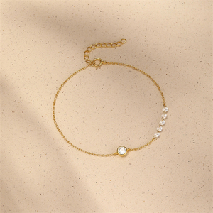Pulsera CANNER de Plata 925 con Elementos Clásicos de Zirconia y Trébol para Mujer - Product Image 3