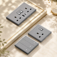 Prise murale intelligente ultra-fine à usage industriel, gris UK, 13A, 4 prises, 18W, avec ports USB Type C à charge rapide