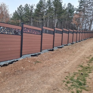 Patio balcón <span class=keywords><strong>madera</strong></span> impresión esgrima paneles resistencia UV impermeable WPC pared esgrima lleva con poste <span class=keywords><strong>para</strong></span> jardín <span class=keywords><strong>exterior</strong></span> - Product Image 3