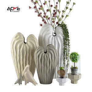 Nordique minimaliste Maillard Vase en céramique décor à la maison ornement de mariage Antique Design Floral Morandi porcelaine Floral <span class=keywords><strong>Ware</strong></span> - Product Image 3