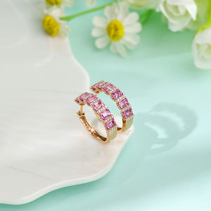 Pendientes de Aro Personalizados de Oro Rosa de 18K, Chapados en Rodio Vintage, con Diamantes Naturales, Corte Esmeralda, Zafiro Rosa, Regalo de Compromiso o Boda - Product Image 4