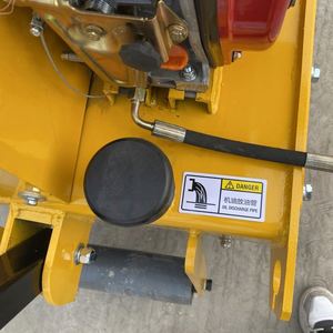 Changchai เครื่องอัดลูกกลิ้งถนนแบบสั่นเดี่ยวสำหรับการก่อสร้างที่มีส่วนประกอบหลักเกียร์ปั๊มมอเตอร์ - Product Image 5