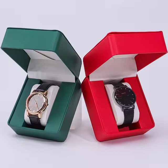 Customized Square Shaped PU Leather Watch Display Storage Box with Eco-Friendly Dustproof Durable Design for Use Travel Suitcase
