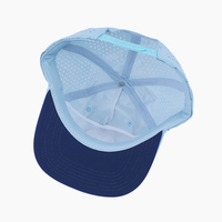 Casquette 5 panneaux non structurée à couronne moyenne, découpée au laser, avec trous, logo brodé personnalisé, fermeture snapback à cordon, idéale pour les vacances à la plage – Fabrication OEM