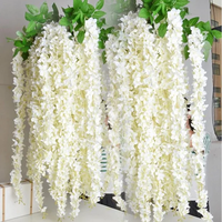 Vente en gros de 6 pièces de glycine en soie artificielle beige guirlande de fleurs suspendue vigne colorée pour Halloween Graduation Pâques