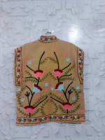 Gilet d'hiver court en velours Suzani brodé à la main, tricoté, matelassé, respirant, écologique, en coton, style bohème, sans manches, motif floral