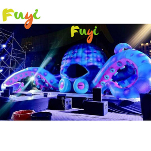 Décoration <span class=keywords><strong>de</strong></span> festival <span class=keywords><strong>de</strong></span> <span class=keywords><strong>musique</strong></span> en plein air, scène gonflable, cabine <span class=keywords><strong>de</strong></span> DJ, tente géante en forme <span class=keywords><strong>de</strong></span> pieuvre, fond en ballon, tissu en nylon, taille et couleur personnalisées - Product Image 4