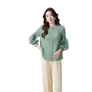 Factory-direct 2026 Spring New Design Vintage Bow Collar Flower-Sleeve Dragon Scale Pleats Loose Plus-Size Slimming Pleated <strong>Top</strong> - Product Image 5