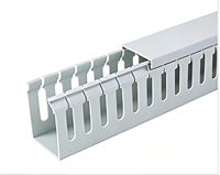 Goulotte de câblage murale solide en PVC blanc, ignifuge UL94V-0, -20°C +80°C, HLG-PVC-SW-25x25 pour panneau industriel SGS