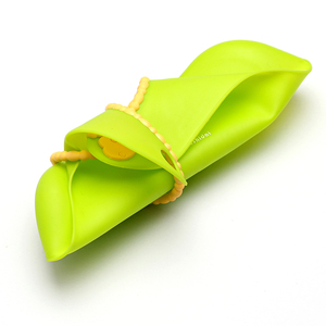 Cute Children <strong>Bibs</strong> Waterproof <strong>Plastic</strong> Infant Baby <strong>Bib</strong> - Product Image 6