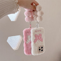 Coque de protection d'hiver 3D en peluche moelleuse pour femmes et filles, étui de téléphone mignon en peluche pour iPhone 17 16 15 14 13