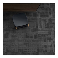 Dalles de moquette carrées modernes ignifuges pour bureaux, vente directe usine, matériaux personnalisés, faible coût, acceptation des commandes en gros volumes