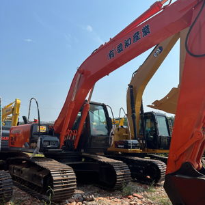 Excavatrices HITACHI ZX160 ZX120 ZX130 de 16 tonnes, 12 tonnes et 13 tonnes, excavatrices de haute qualité, excavatrices d'occasion, excavatrices sur chenilles, à vendre - Product Image 1