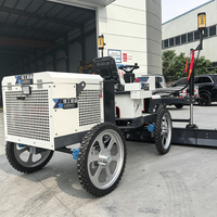 Machine à laser multi-usages avec système de couplage rapide pour le nivellement des sols de construction à usage mixte