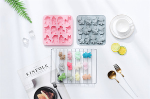 Moule en silicone à 12 cavités, design animaux, de qualité alimentaire, réutilisable, mignon, magnétique, pour chocolat, bonbons et glaçons DIY - Product Image 5