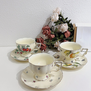 Ensemble de tasses à café en porcelaine de style japonais avec soucoupe et couvercle, motif fraise, Phnom Penh, pour bar français, café, marque PLD, cadeaux de café - Product Image 4