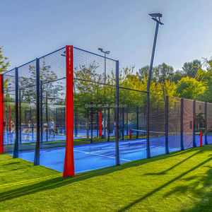 Cancha de Pádel Clásica 2026 para Maldivas Ocean Villas, Cancha de Pádel de Lujo sobre el Agua, Diseño de Vidrio Templado para Experiencias en Resorts - Product Image 1
