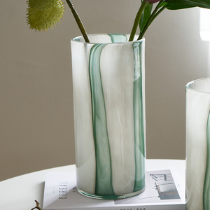 Florero Vertical Minimalista Nórdico con Rayas, Florero Hidropónico de Alta Calidad para el Hogar - Product Image 5