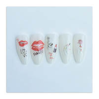 Stiker Kuku Gel 3D Bentuk Hati Tahan Air dari Supplier Pabrik, Desain Bibir Seksi Baru untuk Wanita