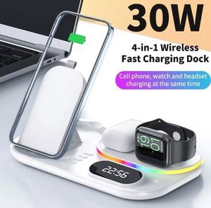 Station de charge sans fil haute vitesse 4-en-1 tendance avec horloge LED et socle pour iPhone, prise standard - Product Image 2