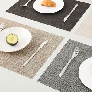 Pastillero de Plástico Semanal de 7 Colores para Día y Noche con 14 Compartimentos y Posavasos de PVC Tejido - Product Image 4