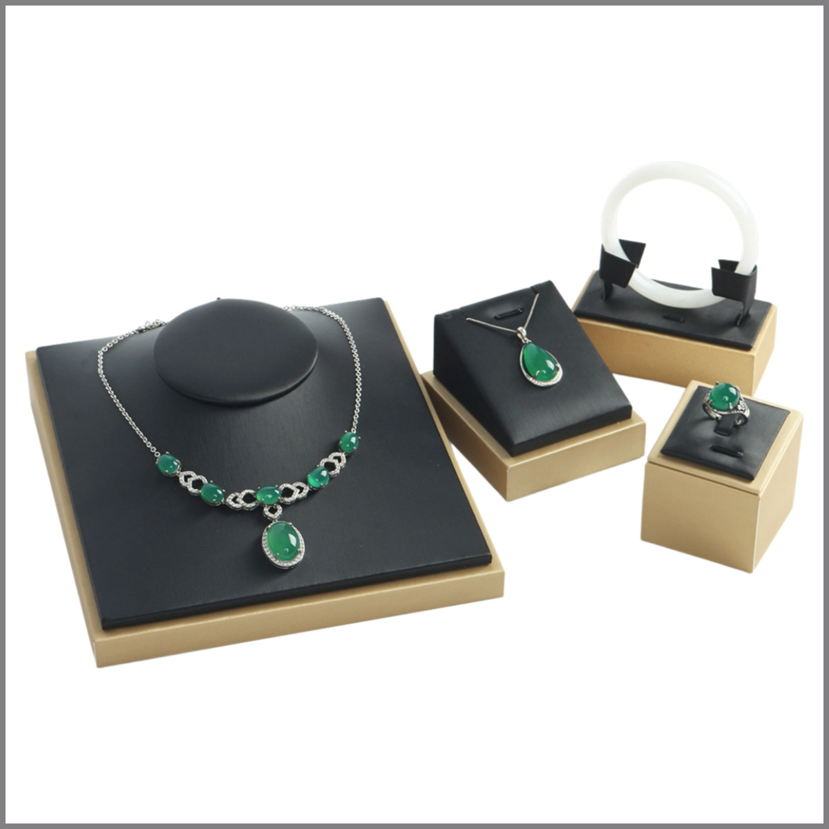 Black brushed finish - bracelet base 9*4.5*5.5cm
